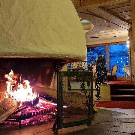 Das Kronen Hotel Seefeld in Tirol Bagian luar foto