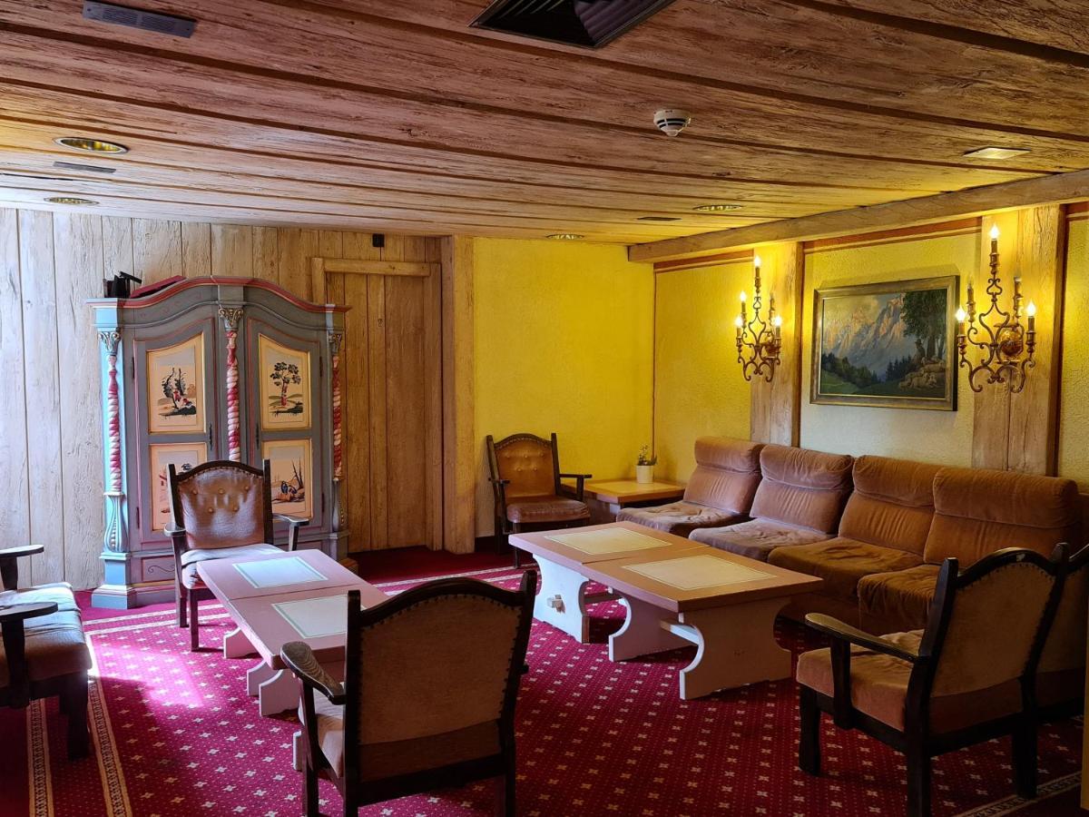 Das Kronen Hotel Seefeld in Tirol Bagian luar foto