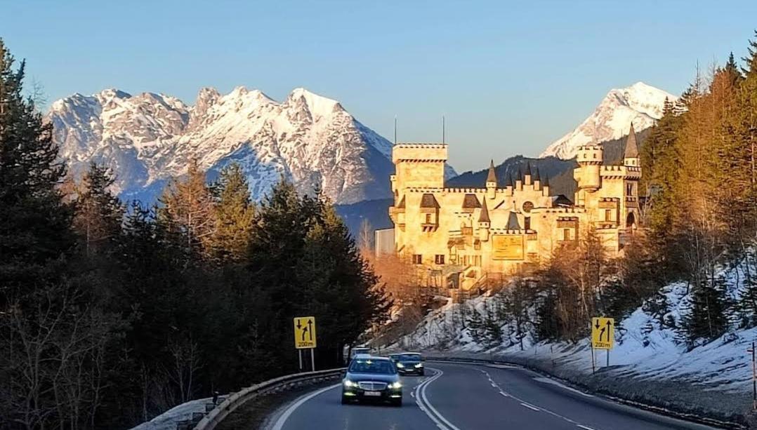 Das Kronen Hotel Seefeld in Tirol Bagian luar foto