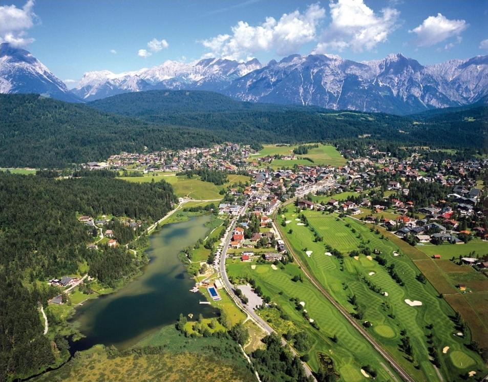 Das Kronen Hotel Seefeld in Tirol Bagian luar foto