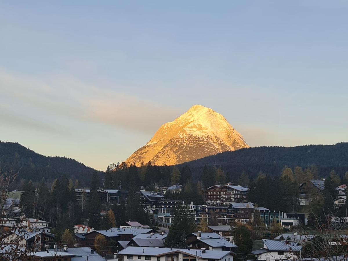 Das Kronen Hotel Seefeld in Tirol Bagian luar foto