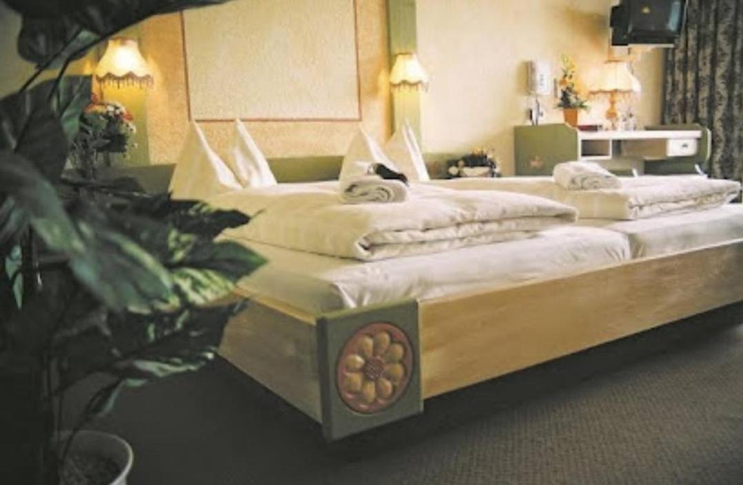 Das Kronen Hotel Seefeld in Tirol Bagian luar foto